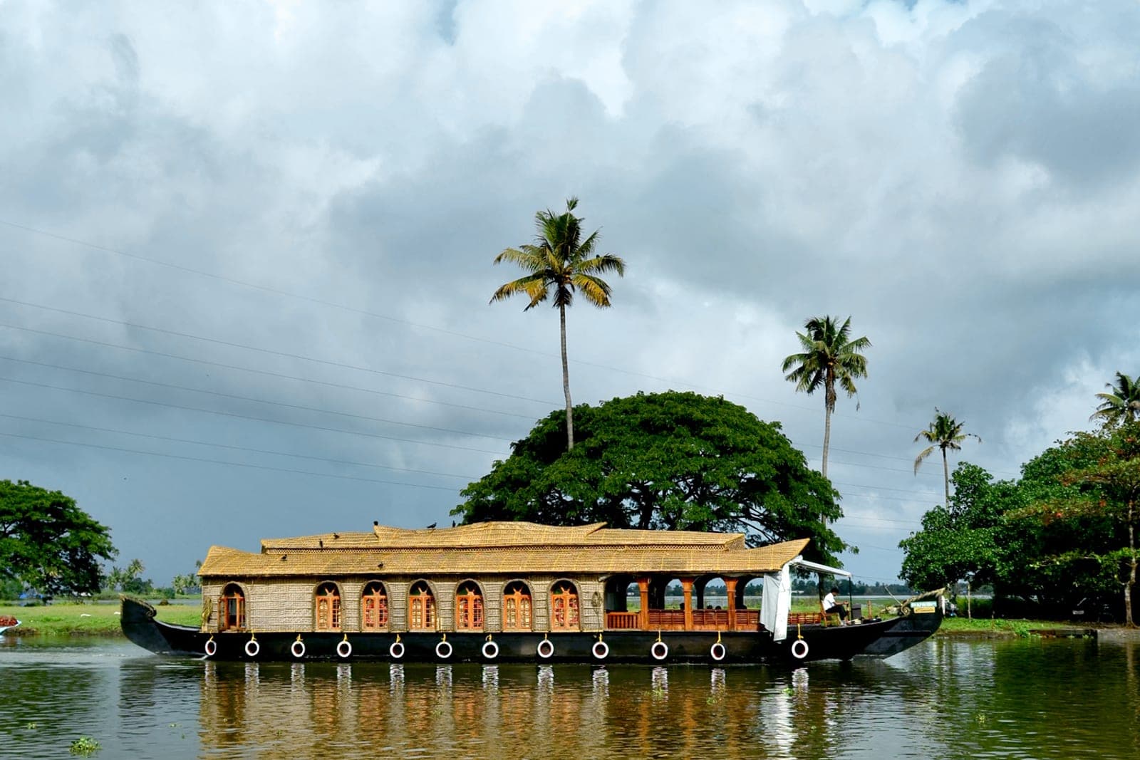 An Alleppey Houseboat Night: Kerala's Backwaters, Slowly